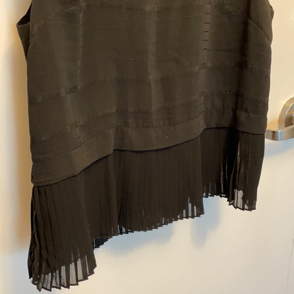 top - Picture 3 of 7